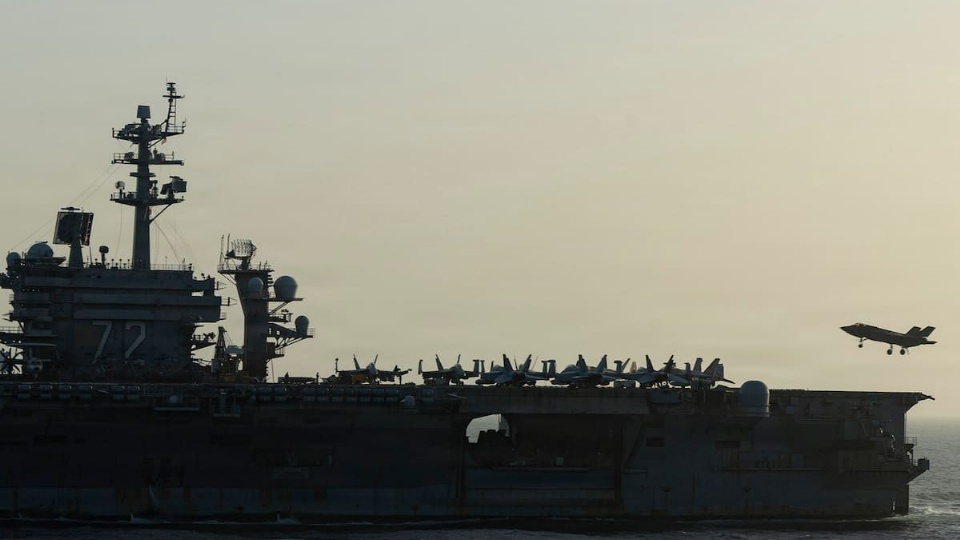 (304079)